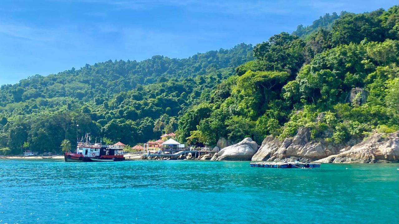 Nazza Homestay Besut With Swimming Pool Kampung Raja Zewnętrze zdjęcie