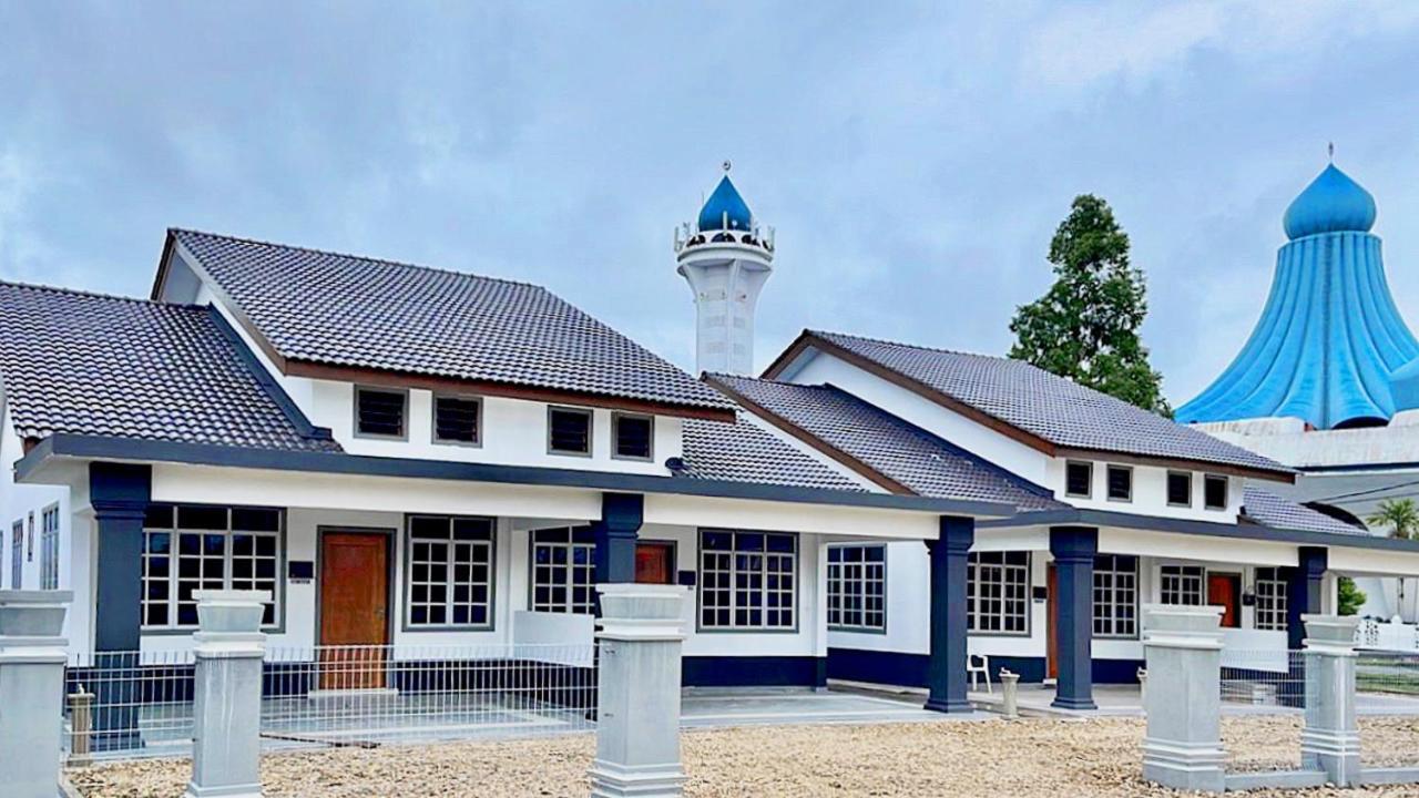 Nazza Homestay Besut With Swimming Pool Kampung Raja Zewnętrze zdjęcie